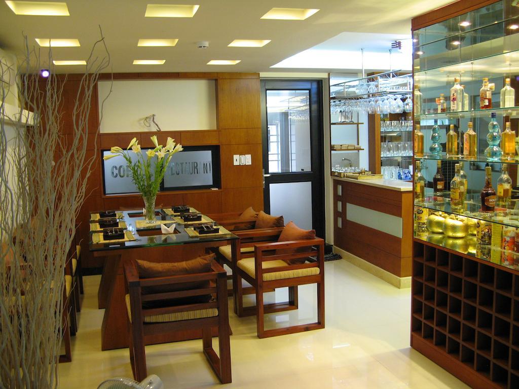 Thala Hotel โฮจิมินห์ซิตี้ ภายนอก รูปภาพ